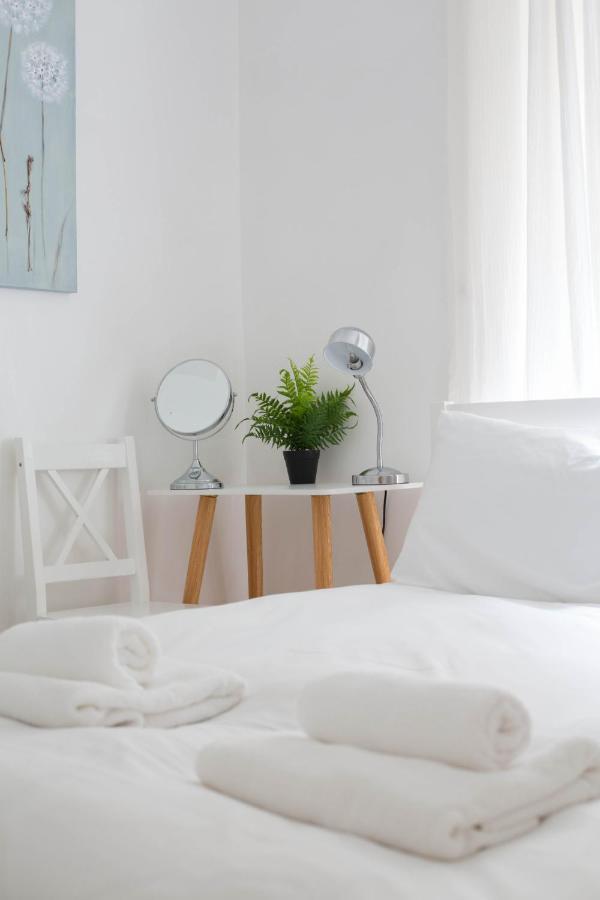 Stockbridge Two Bedroom Apartment Edinburgh Bagian luar foto
